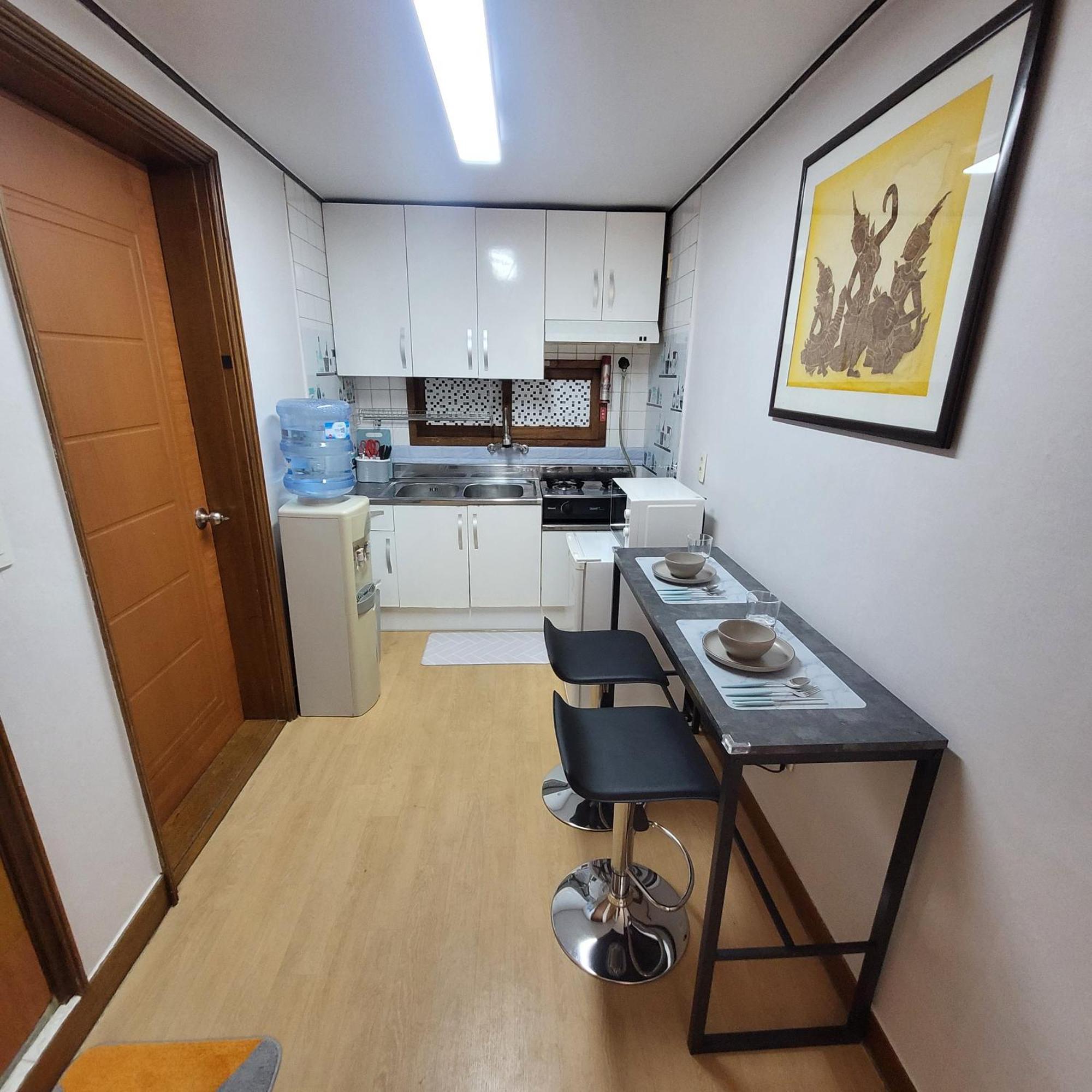 Private - Newly Renovated #8 Seoul